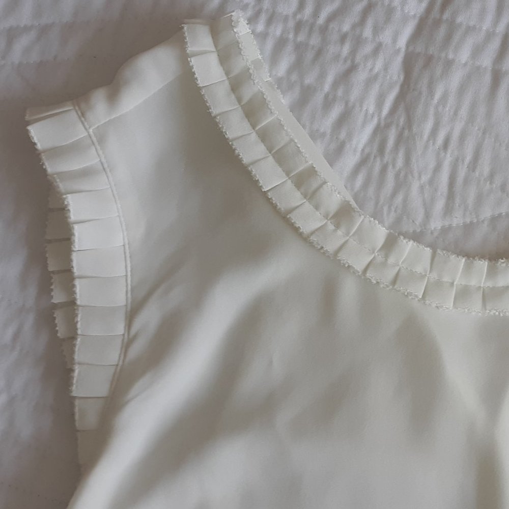 J. Crew White Sleevless Dress Shirt
